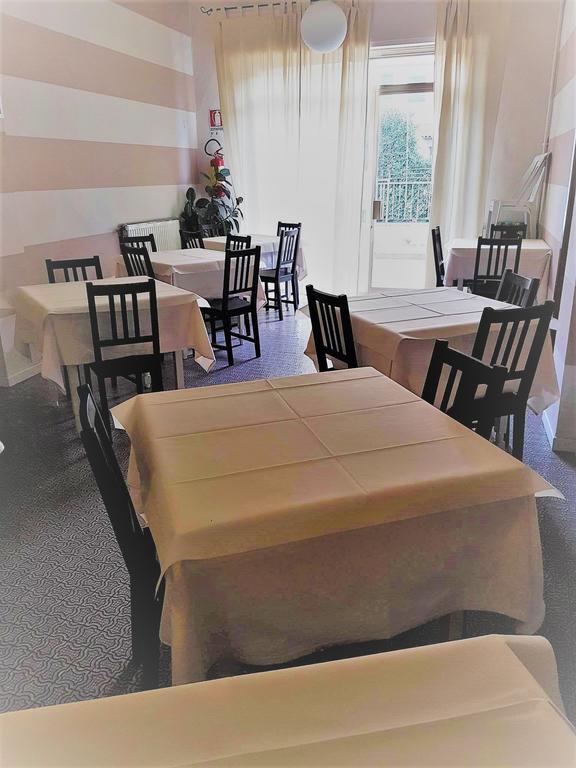 Hotel Mirafiori Lido di Camaiore Extérieur photo